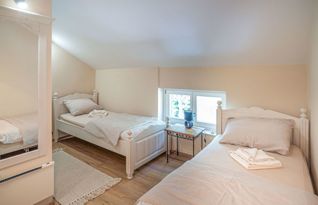 Apartamento de 3 quartos em Novi Vinodolski com piscina e jardim - Foto 15