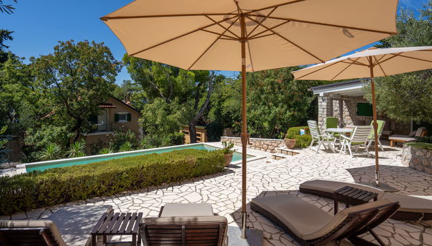 Casa de 5 quartos em Novi Vinodolski com piscina privada e jardim - Foto 3
