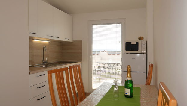 Apartment mit 2 Schlafzimmern in Punat mit terrasse - Foto 3