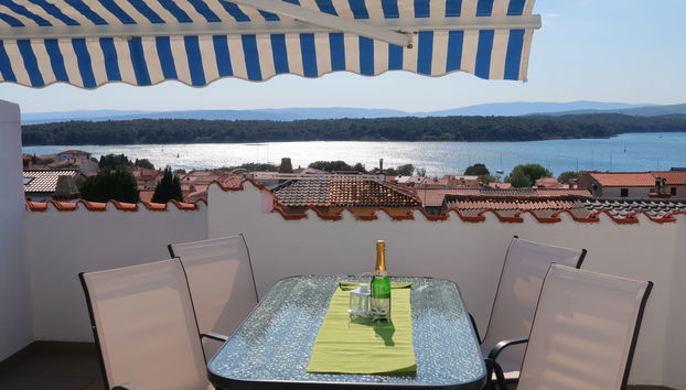 Apartment mit 2 Schlafzimmern in Punat mit terrasse - Foto 2