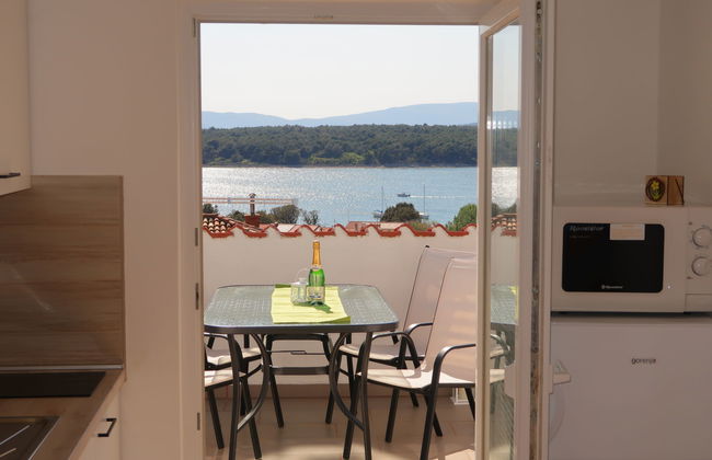 Apartamento de 2 quartos em Punat com terraço - Foto 6