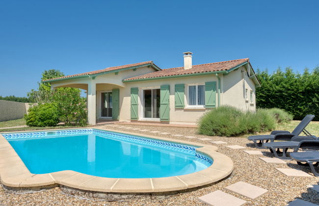 Casa de 4 quartos em Saint-Germain-d'Esteuil com piscina privada e jardim - Foto 1
