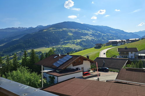 Foto 31 - Haus mit 5 Schlafzimmern in Hainzenberg mit blick auf die berge