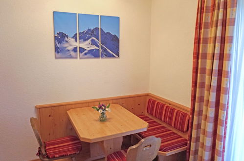 Foto 10 - Apartamento de 1 habitación en Pettneu am Arlberg con jardín y sauna