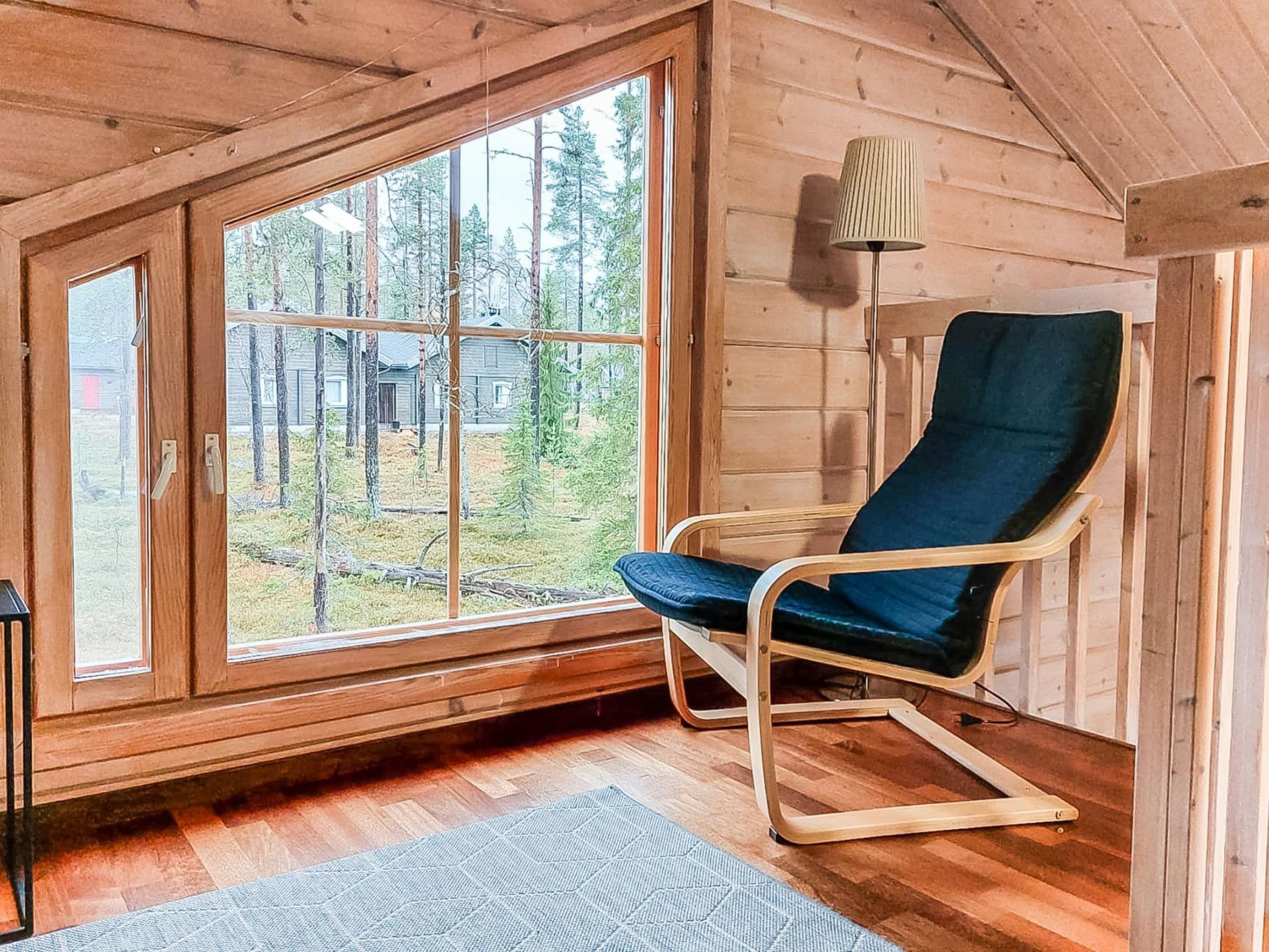 Foto 10 - Haus mit 1 Schlafzimmer in Kolari mit sauna und blick auf die berge