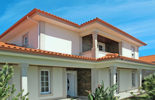 Casa de 5 quartos em Esposende com jardim e terraço - Foto 1