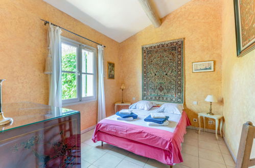 Photo 14 - 3 bedroom House in Carpentras with private pool and garden