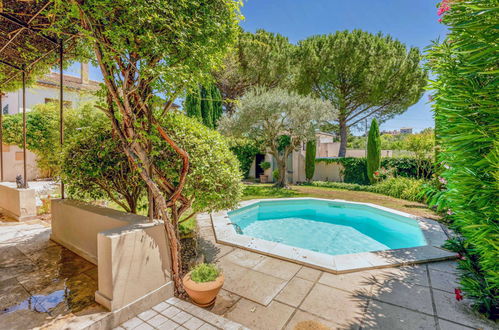 Foto 20 - Casa con 3 camere da letto a Carpentras con piscina privata e giardino