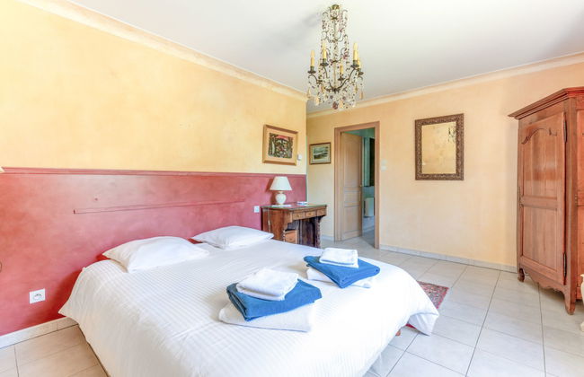 Casa de 4 quartos em Carpentras com piscina privada e jardim - Foto 12