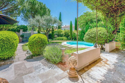 Foto 2 - Casa de 3 quartos em Carpentras com piscina privada e jardim