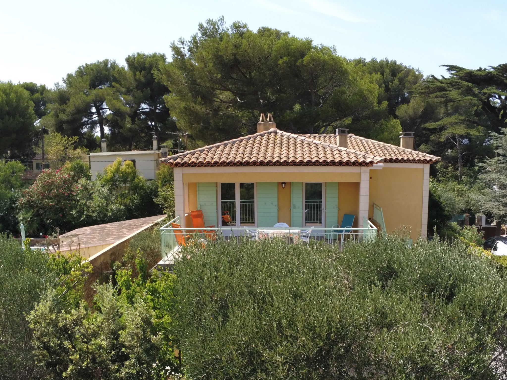 Foto 9 - Appartamento con 2 camere da letto a Six-Fours-les-Plages con terrazza e vista mare