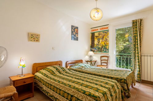 Foto 20 - Apartment mit 2 Schlafzimmern in Six-Fours-les-Plages mit terrasse und blick aufs meer