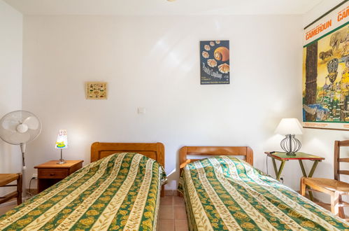 Foto 18 - Apartamento de 2 quartos em Six-Fours-les-Plages com jardim e terraço