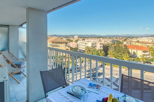 Photo 2 - 2 bedroom Apartment in Fréjus with sea view