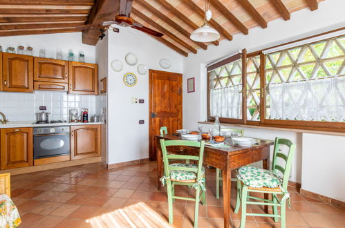 Photo 9 - Maison de 1 chambre à Colle di Val d'Elsa avec piscine et jardin