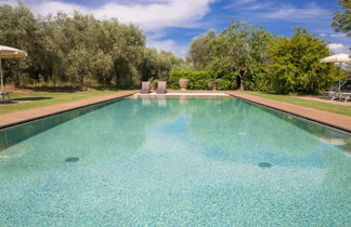 Foto 3 - Casa de 1 quarto em Colle di Val d'Elsa com piscina e jardim