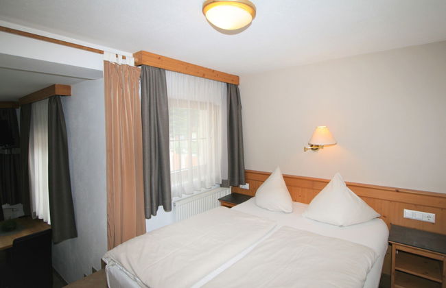Apartamento de 2 quartos em Stumm com piscina e jardim - Foto 10