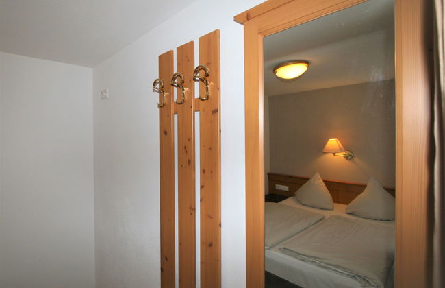Apartamento de 2 quartos em Stumm com piscina e jardim - Foto 8