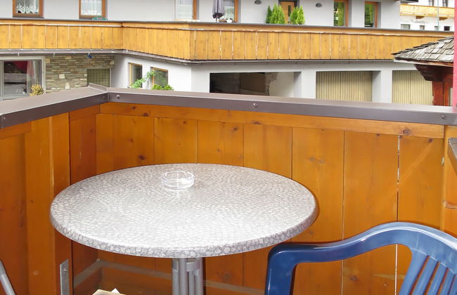 Apartamento de 2 quartos em Stumm com piscina e jardim - Foto 24