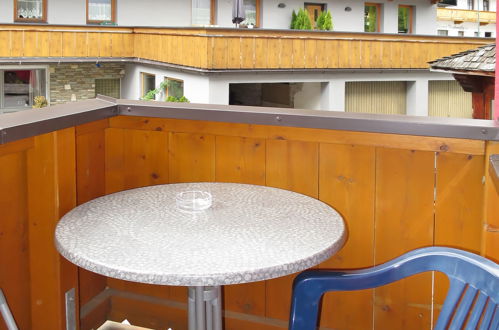 Foto 27 - Apartamento de 1 quarto em Stumm com piscina e vista para a montanha