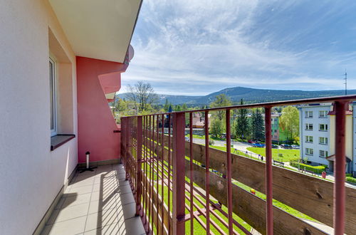 Foto 5 - Apartamento de 2 quartos em Szklarska Poręba com jardim