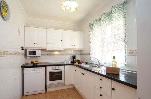 Photo 15 - 6 bedroom House in Calp with private pool and garden