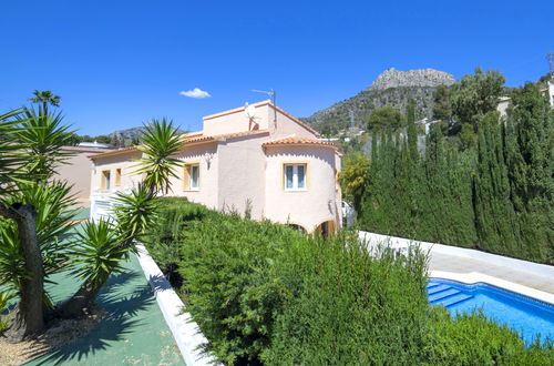 Photo 30 - 6 bedroom House in Calp with private pool and garden