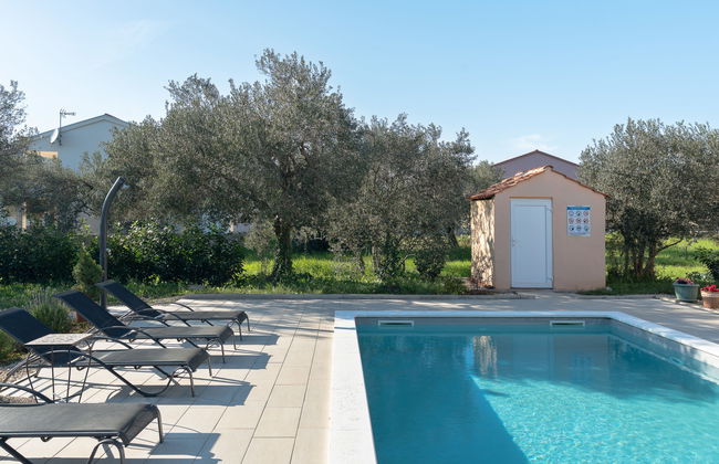 Casa de 3 quartos em Sukošan com piscina privada e jardim - Foto 29
