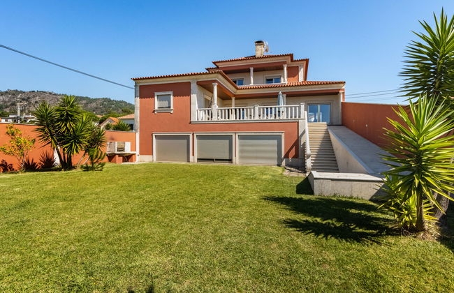 Casa de 6 quartos em Esposende com jardim e terraço - Foto 1