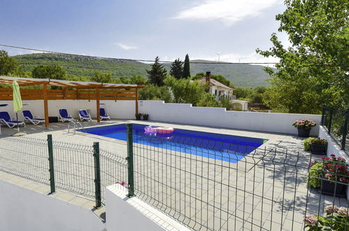 Photo 3 - Appartement de 3 chambres à Obrovac avec piscine privée et vues à la mer