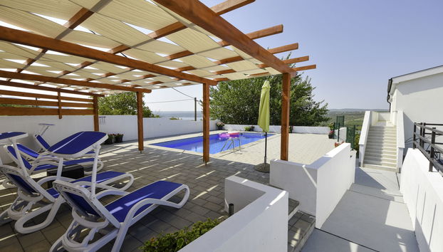 Apartment mit 4 Schlafzimmern in Obrovac mit privater pool und terrasse - Foto 2