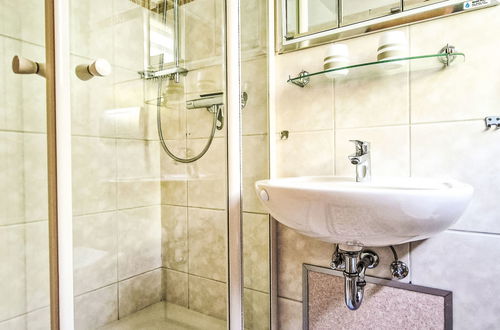 Photo 16 - 2 bedroom House in Ronshausen with swimming pool and garden