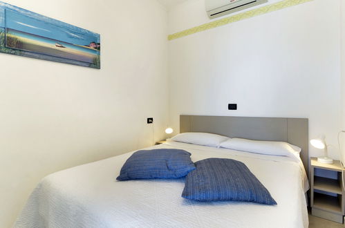 Foto 4 - Appartamento con 1 camera da letto a Santo Stefano al Mare con terrazza e vista mare