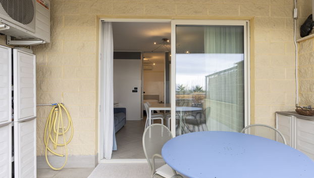 Apartamento de 2 quartos em Santo Stefano al Mare com terraço - Foto 2