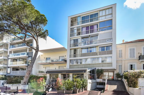 Foto 16 - Apartment mit 1 Schlafzimmer in Cannes mit blick aufs meer