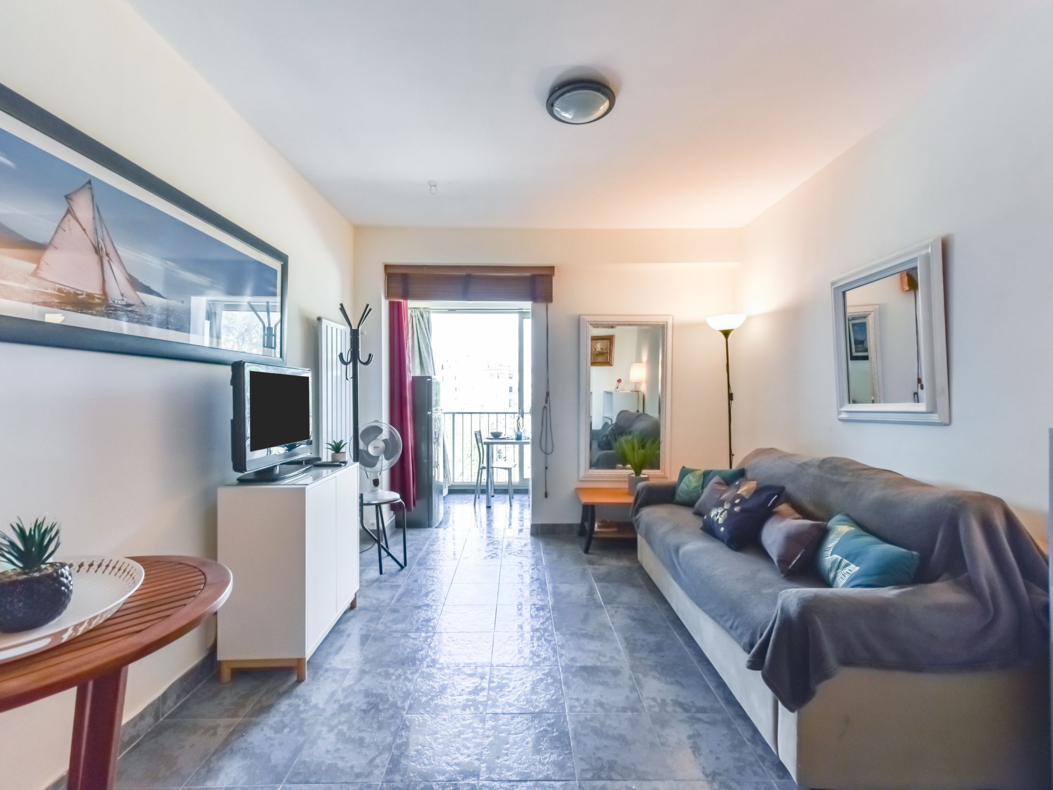 Foto 7 - Appartamento con 1 camera da letto a Cannes con vista mare