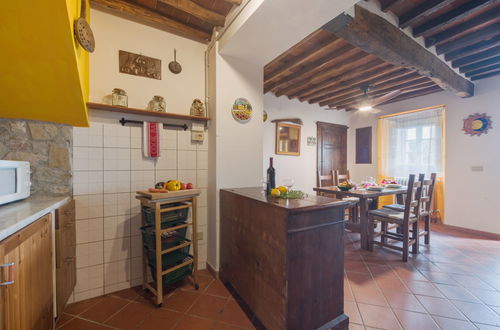 Foto 27 - Casa de 2 quartos em Camaiore com piscina privada e jardim