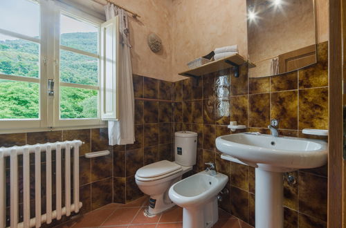 Foto 41 - Casa de 2 quartos em Camaiore com piscina privada e jardim