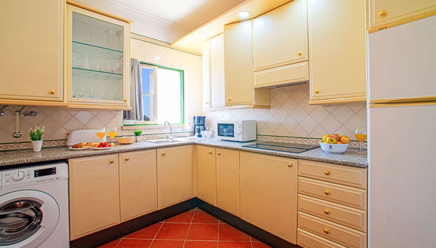 Apartment mit 4 Schlafzimmern in Portimão mit schwimmbad - Foto 4