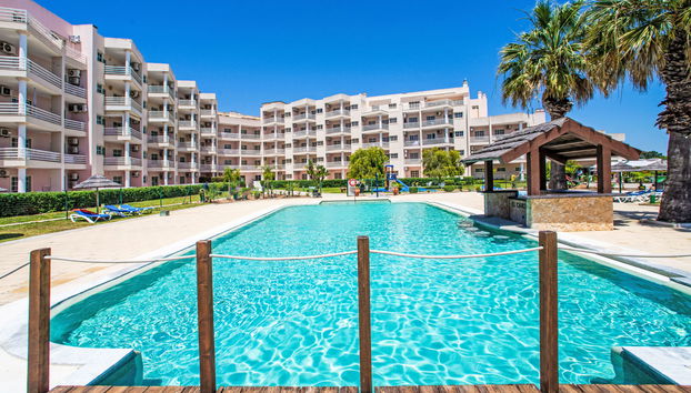 Apartment mit 4 Schlafzimmern in Portimão mit schwimmbad - Foto 2
