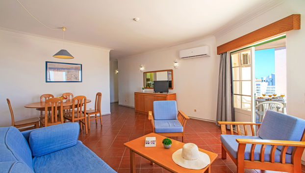 Apartment mit 4 Schlafzimmern in Portimão mit schwimmbad - Foto 3