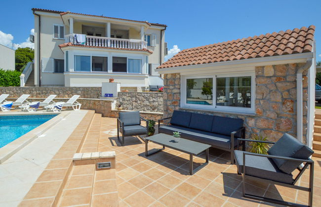 Apartamento de 3 quartos em Tribunj com piscina e jardim - Foto 21