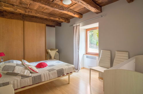 Foto 8 - Casa con 3 camere da letto a Meyssac con giardino e terrazza