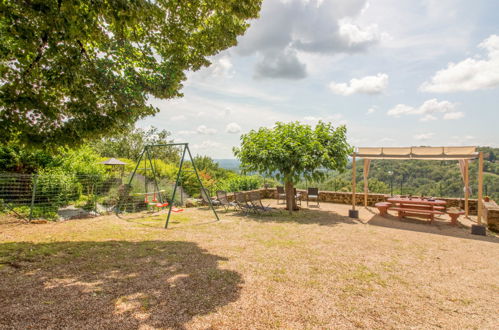 Photo 14 - Maison de 3 chambres à Meyssac avec jardin et terrasse