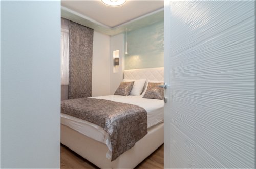 Foto 20 - Apartment mit 3 Schlafzimmern in Trogir mit schwimmbad und blick aufs meer