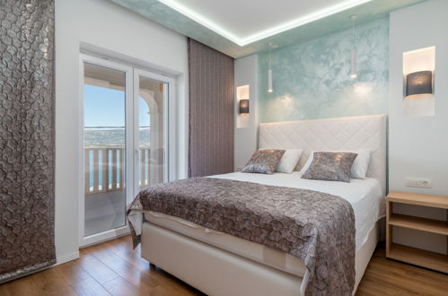 Foto 26 - Apartamento de 3 habitaciones en Trogir con piscina y vistas al mar