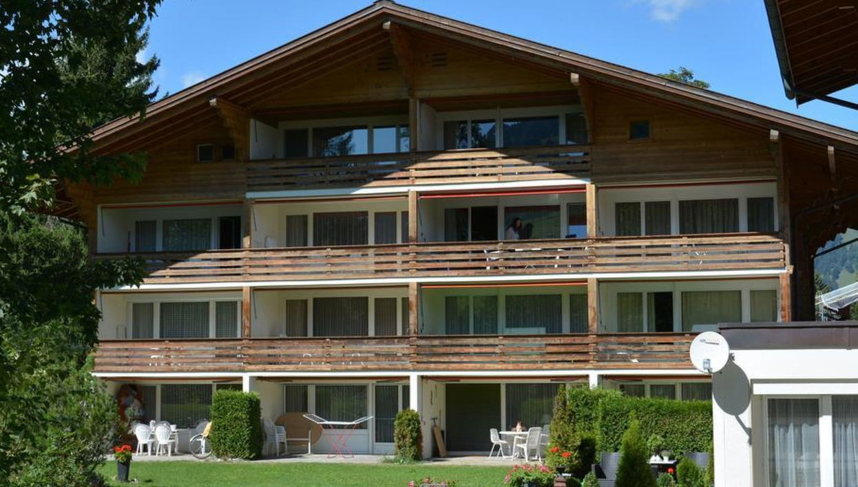 1 bedroom Apartment in Saanen - Photo 1