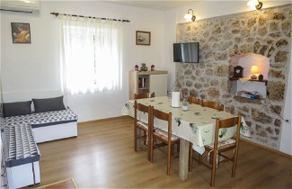 Foto 3 - Casa con 2 camere da letto a Starigrad con vista mare