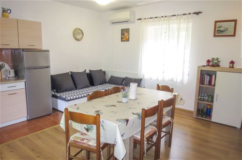 Photo 8 - 2 bedroom House in Starigrad with sea view
