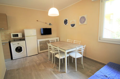 Foto 4 - Apartamento de 2 habitaciones en Rosolina con terraza